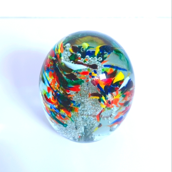 Two Vintage Murano Blown Glass Paper Weights - Picture 5 of 7